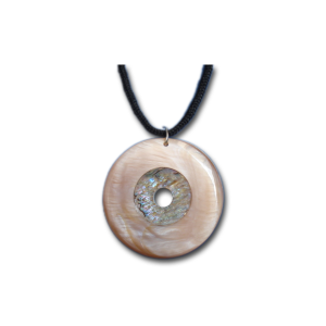 Mặt đập khoan lỗ trai hồng