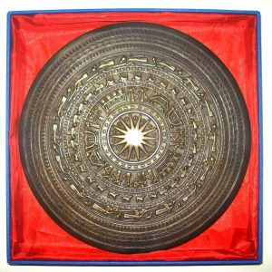 Mặt trống đồng giả cổ trong hộp