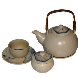 Bộ trà men rạn vẽ sen (1 bình trà + 6 tách + 7 đĩa lót)